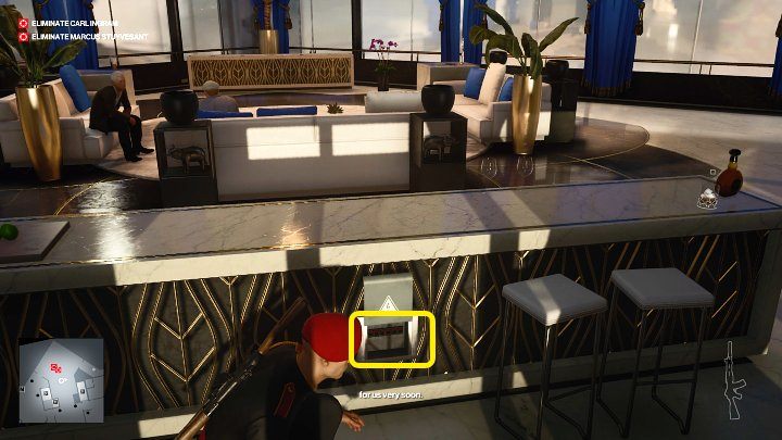 First, use the control board to cut off the room from the rest of the building - Hitman 3: Carl Ingram - how to kill him? Dubai, walkthrough - On Top of the World - Dubai - Hitman 3 Guide
