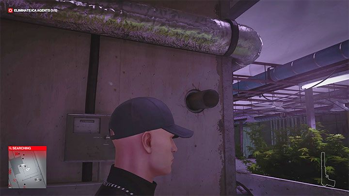 Agent Rhodes must stop at the opening of the pipe that runs from the side of the machine, pictured in the image - Hitman 3: The Assassination of Agent Rhodes (The Veteran) - Berlin, a guide - Apex Predator - Berlin - Hitman 3 Guide