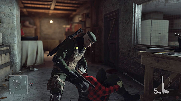 Kill Ezra Berg as he is investigating the prisoner - Murdering Ezra Berg | Colorado - Colorado: Freedom Fighters - Hitman Game Guide