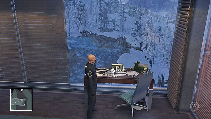 Remove the palmtop from one of the USB slots - Important items | Hokkaido - Hokkaido: Situs Inversus - Hitman Game Guide