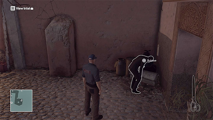 You can attack the vomiting guard - Murdering both targets | Marrakesh: A House Built on Sand - Summer Episode - Marrakesh: A House Built on Sand - Hitman Game Guide