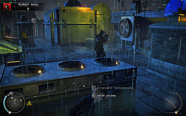 Depending on difficulty level there should be three or four policemen in the area - Burning hotel | 4: Run For Your Life - 4: Run For Your Life - Hitman: Absolution Game Guide