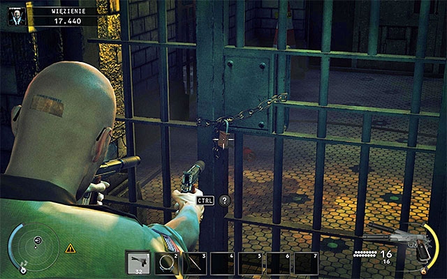A long an unguarded corridor leads to the last prison room - Prison | 15: Skurkys Law - 15: Skurkys Law - Hitman: Absolution Game Guide