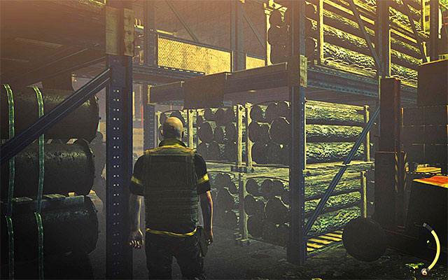 You can shorten your way and directly go to the left platform shown on the above screen - Burn | 16: Operation Sledgehammer - 16: Operation Sledgehammer - Hitman: Absolution Game Guide