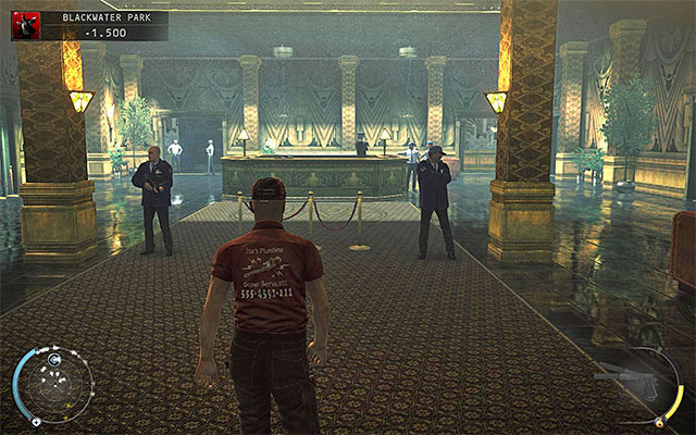As mentioned earlier, the lobby is restricted for unauthorized persons and you cant count on sneaking past the guards, so you need some disguise - Blackwater Park - Getting inside the residential building | 18: Blackwater Park - 18: Blackwater Park - Hitman: Absolution Game Guide