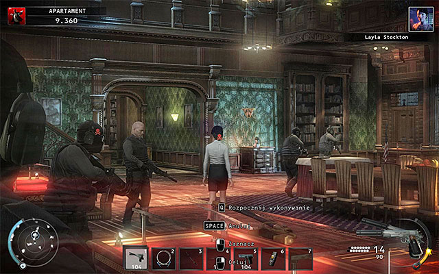 Of course, you can murder Layla with a gun or another standard melee weapon, but I do not recommend this method, because you will trigger the alarm and reveal your position - Penthouse - Eliminating Layla in traditional way | 18: Blackwater Park - 18: Blackwater Park - Hitman: Absolution Game Guide