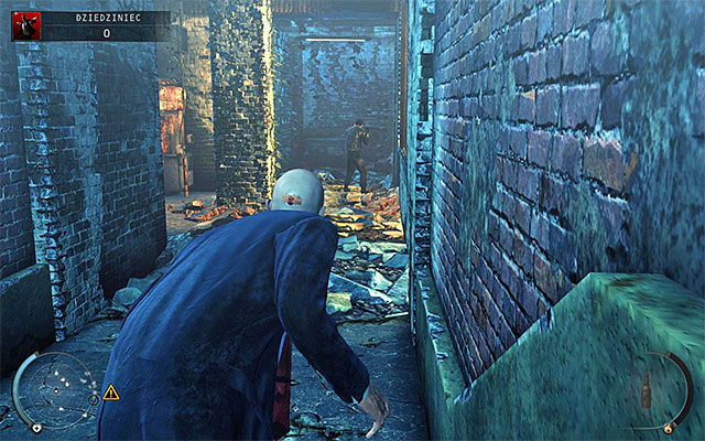 On higher difficulty levels you have to expect one more policeman here, patrolling the corridor adjacent to the one with two cops mentioned earlier - Courtyard | 5: Hunter and Hunted - 5: Hunter and Hunted - Hitman: Absolution Game Guide