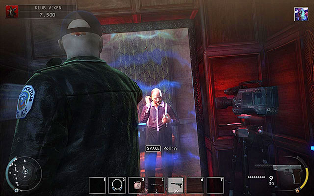 Stand at the mirror but DO NOT ATTACK Dom yet - 5: Hunter and Hunted - p. 1 | Challenges - Challenges - Hitman: Absolution Game Guide