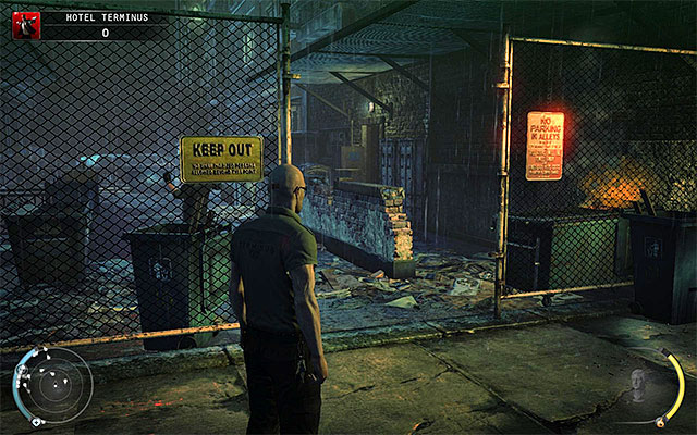 In addition to the hotel, you should also get interested in an alley shown on the above screen - Terminus Hotel - Exploring the ground floor and side alleys | 3: Terminus - 3: Terminus - Hitman: Absolution Game Guide