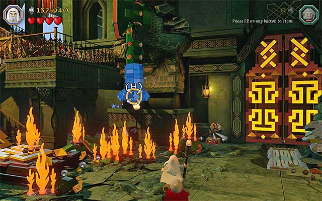 Destroy the blue object with a staff - Stage 1 (Greatest Kingdom in Middle-Earth) | Main Stages - Collectibles - Main Stages - Collectibles - LEGO The Hobbit Game Guide & Walkthrough