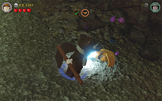 One of the wounded birds - Stage 14 (The Necromancer): The keeps exterior | Walkthrough - Walkthrough - LEGO The Hobbit Game Guide & Walkthrough