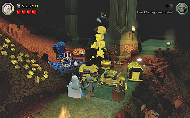 Aim at the blue catapult - Stage 16 (Inside Information) | Main Stages - Collectibles - Main Stages - Collectibles - LEGO The Hobbit Game Guide & Walkthrough