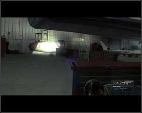 The best way to eliminate the enemies is going across to the other side of the room [1] and shooting them in the back [2] - Chapter 11 - One Way Ticket - p. 1 - Walkthrough - Kane & Lynch 2: Dog Days - Game Guide and Walkthrough