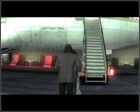 Turn right and run towards the plane [1] - Chapter 11 - One Way Ticket - p. 2 - Walkthrough - Kane & Lynch 2: Dog Days - Game Guide and Walkthrough