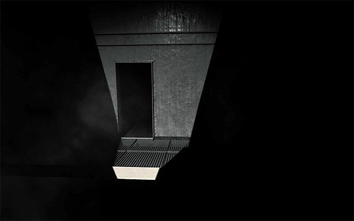 Continue your journey through the balconies - The area with machines and a clock | Layers of Fear 2 walkthrough - Act 2 - The Hunt - Layers of Fear 2 Guide