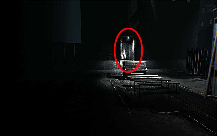 Dont move when you open the door, because the flame will appear right in front of you - Second film tape | Layers of Fear 2 walkthrough - Act 2 - The Hunt - Layers of Fear 2 Guide