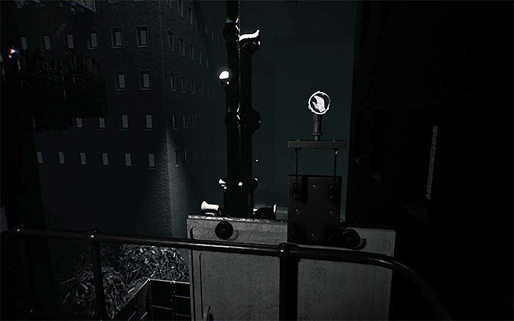 Move to the new area and continue the journey, during which you still have to hide from powerful flame - Second film tape | Layers of Fear 2 walkthrough - Act 2 - The Hunt - Layers of Fear 2 Guide