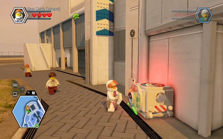 While wearing this dishuise, you can use special astronaut blocks - Apollo Island | Walkthrough - Chapter 7 - LEGO City: Undercover Game Guide
