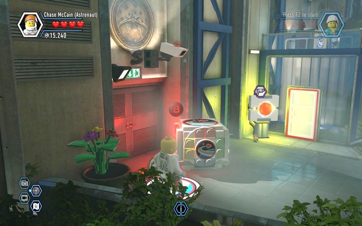 First, use the blocks color and then, after the paints color changes, unlock the door by hanging the color of the button - The hangar | Walkthrough - Chapter 7 - LEGO City: Undercover Game Guide