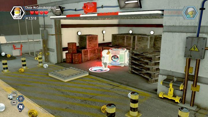 In the garage, rebuild the bricks to receive the color swapper - Fireman training | Walkthrough - Chapter 10 - LEGO City: Undercover Game Guide