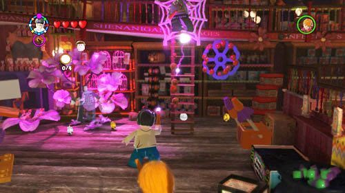 There is a ladder near the cheat entry point - Harry Potter Years 5-7: Students in Peril, part 1 - Other collectibles - LEGO Harry Potter Years 5-7 Guide