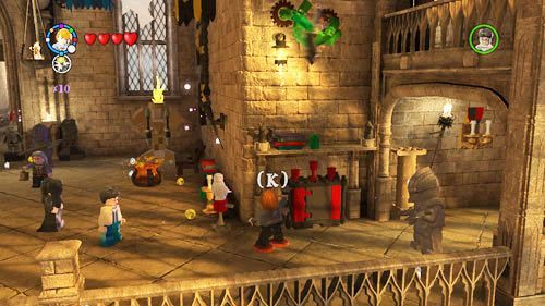 Use the Deluminator to release the student suspended from the ceiling on the right - Harry Potter Years 5-7: Students in Peril, part 2 - Other collectibles - LEGO Harry Potter Years 5-7 Guide
