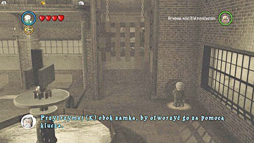 Approach the elevator and open the next lock, but wait for Dumbledore to get inside - Harry Potter Years 5-7: Visiting little Tom Riddle - Year 6 - LEGO Harry Potter Years 5-7 Guide
