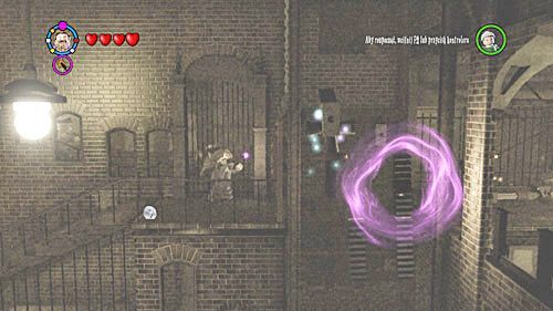 Come near the elevator shaft and repair it by inserting the bricks lying on the ground in the right places - Harry Potter Years 5-7: Visiting little Tom Riddle - Year 6 - LEGO Harry Potter Years 5-7 Guide