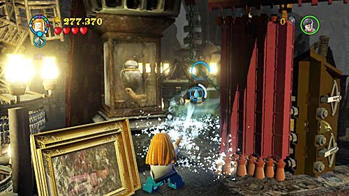 On the other side, fill the container with water, which will cause the curtains to open - Harry Potter Years 5-7: Love Hurts, part 2 - Year 6 - LEGO Harry Potter Years 5-7 Guide