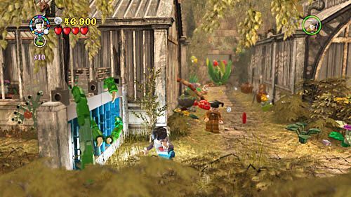 Now head to the greenhouse on the left - Harry Potter Years 5-7: Felix Felicis - Year 6 - LEGO Harry Potter Years 5-7 Guide