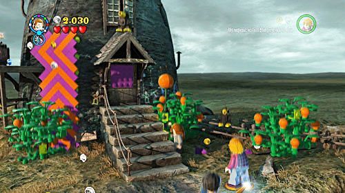 At the end, release the last balloon, which grows closest to the house on the right - Harry Potter Years 5-7: Lovegoods Lunacy, part 1 - Year 7 - LEGO Harry Potter Years 5-7 Guide