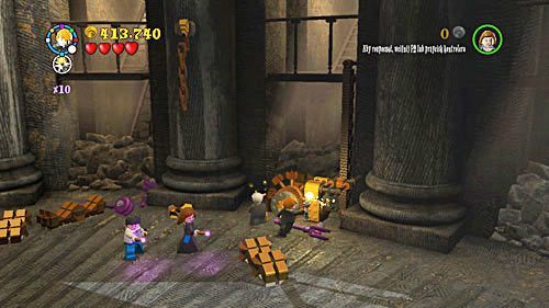 Switch to the Goblin and approach the mechanism on the right - Harry Potter Years 5-7: The Thiefs Downfall - Year 7 - LEGO Harry Potter Years 5-7 Guide