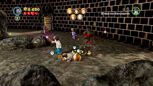 Jump down on the large square during the battle with the Death Eaters - Harry Potter Years 5-7: A Veiled Threat - secrets, collectibles - Year 5 - LEGO Harry Potter Years 5-7 Guide