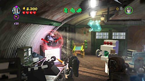 Get the next one by setting up the TV on the left - Harry Potter Years 5-7: A Not So Merry Christmas - secrets, collectibles - Year 6 - LEGO Harry Potter Years 5-7 Guide