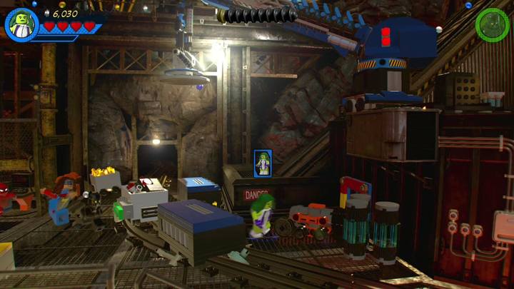 One of the devices is blocking a grate located next to the crane - LEGO Marvel 2: Mission 4 - Whats Klaws is Minded Secrets - LEGO Marvel 2: Mission secrets - LEGO Marvel Super Heroes 2 Game Guide