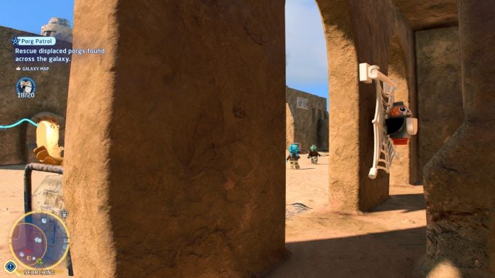 The porg is in a spider web on the building's wall - LEGO Skywalker Saga: Porg Patrol - walkthrough - LEGO Skywalker Saga: Challenges - LEGO Skywalker Saga Guide