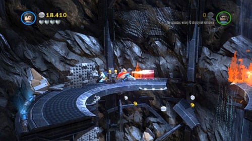 Move to the next floor using wall on the left - Unwelcome Guests | Walkthrough - Walkthrough - LEGO Batman 2: DC Super Heroes Game Guide & Walkthrough