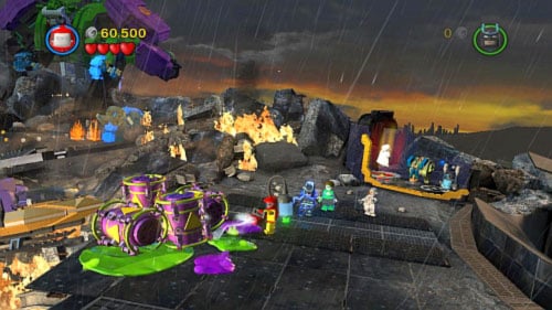 Send Robin to small pool on the right, fill up the tanker with water and use it to clean chemicals on the left side (picture) - Tower Defiance | Walkthrough - Walkthrough - LEGO Batman 2: DC Super Heroes Game Guide & Walkthrough