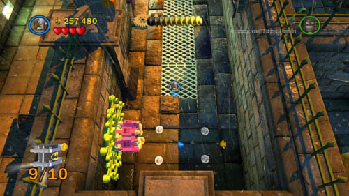 #09 - In the left part of the labyrinth is corridor with grid on the floor - Arkham Asylum Antics | Minikits - Minikits - LEGO Batman 2: DC Super Heroes Game Guide & Walkthrough