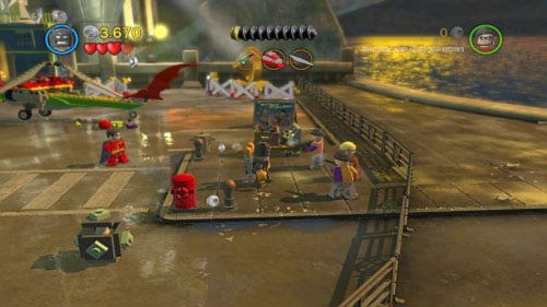 Harboring a Criminal - at the beginning of the mission move to the right side and help woman who is attacked by two criminals - Citizen in peril - Other - LEGO Batman 2: DC Super Heroes Game Guide & Walkthrough