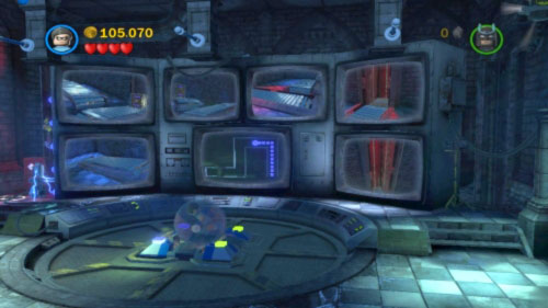 In new location move to the right and eliminate enemies - Asylum Assignment | Walkthrough - Walkthrough - LEGO Batman 2: DC Super Heroes Game Guide & Walkthrough
