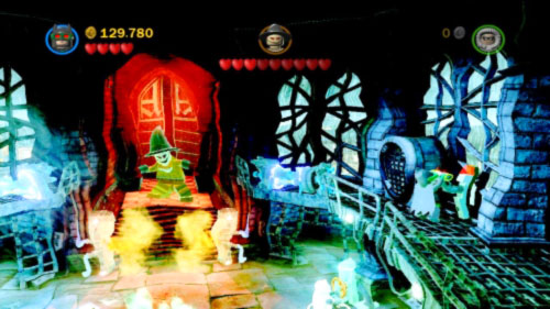 At the end of the fight you will have to use bricks to create levers on the left and right side of the chamber - Asylum Assignment | Walkthrough - Walkthrough - LEGO Batman 2: DC Super Heroes Game Guide & Walkthrough