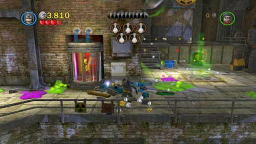 In this mission you have to watch out for chemicals on the ground (to clean them up you have to use hazard suit) - Chemical Crisis | Walkthrough - Walkthrough - LEGO Batman 2: DC Super Heroes Game Guide & Walkthrough