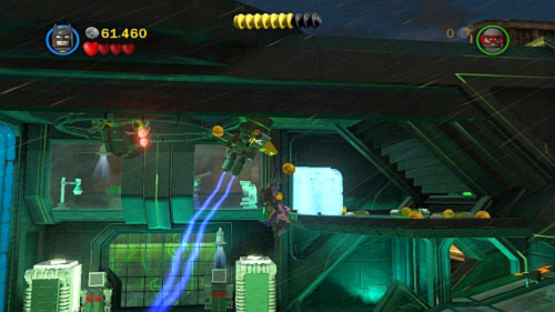 Move to the right edge of the platform and shoot hook at the handle at the top of the electric stream (picture) - Chemical Signature | Walkthrough - Walkthrough - LEGO Batman 2: DC Super Heroes Game Guide & Walkthrough