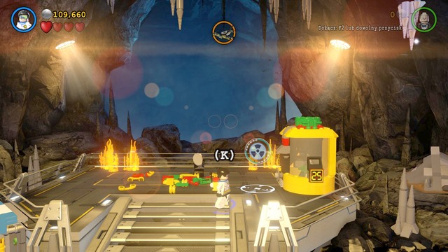 On the higher level, approach the damaged computer and use the bricks to build a machine - Breaking BATS! - Walkthrough - LEGO Batman 3: Beyond Gotham - Game Guide and Walkthrough