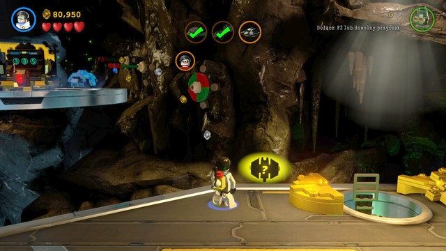 When the gold wall is down, some bricks get scattered across the floor, which you can use to create a computer - Space Suits You, Sir! - Walkthrough - LEGO Batman 3: Beyond Gotham - Game Guide and Walkthrough