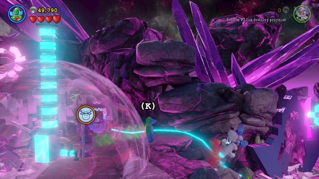 In order to unblock the door, first you need to charge the energy with the generator and transmit it to the panel - Power of Love - Walkthrough - LEGO Batman 3: Beyond Gotham - Game Guide and Walkthrough