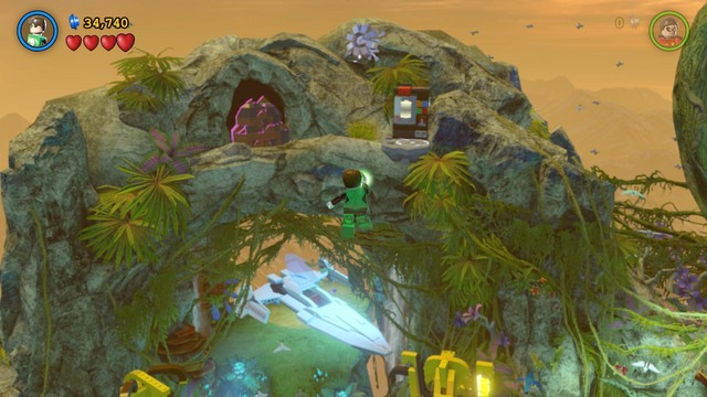 The Minikit can be found on a rock, above the place where you start the mission - Minikits - A Blue Hope - secrets - LEGO Batman 3: Beyond Gotham - Game Guide and Walkthrough