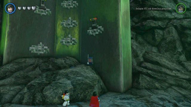Go onto the rock with a character that can hack (preferably Martian Manhunter) and use the terminal - Gold Bricks - Oa - secrets - LEGO Batman 3: Beyond Gotham - Game Guide and Walkthrough