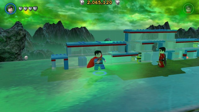 To reach the last Gold Brick, you have to switch to The Atom and shrink - Gold Bricks - Oa - secrets - LEGO Batman 3: Beyond Gotham - Game Guide and Walkthrough